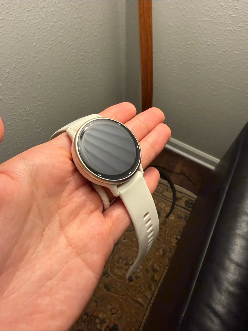 Garmin Vivoactive5 in ivory